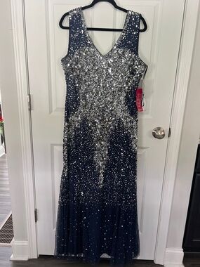 Pisarro Nights Navy and Silver‎ Sequin V-Neck Evening Gown